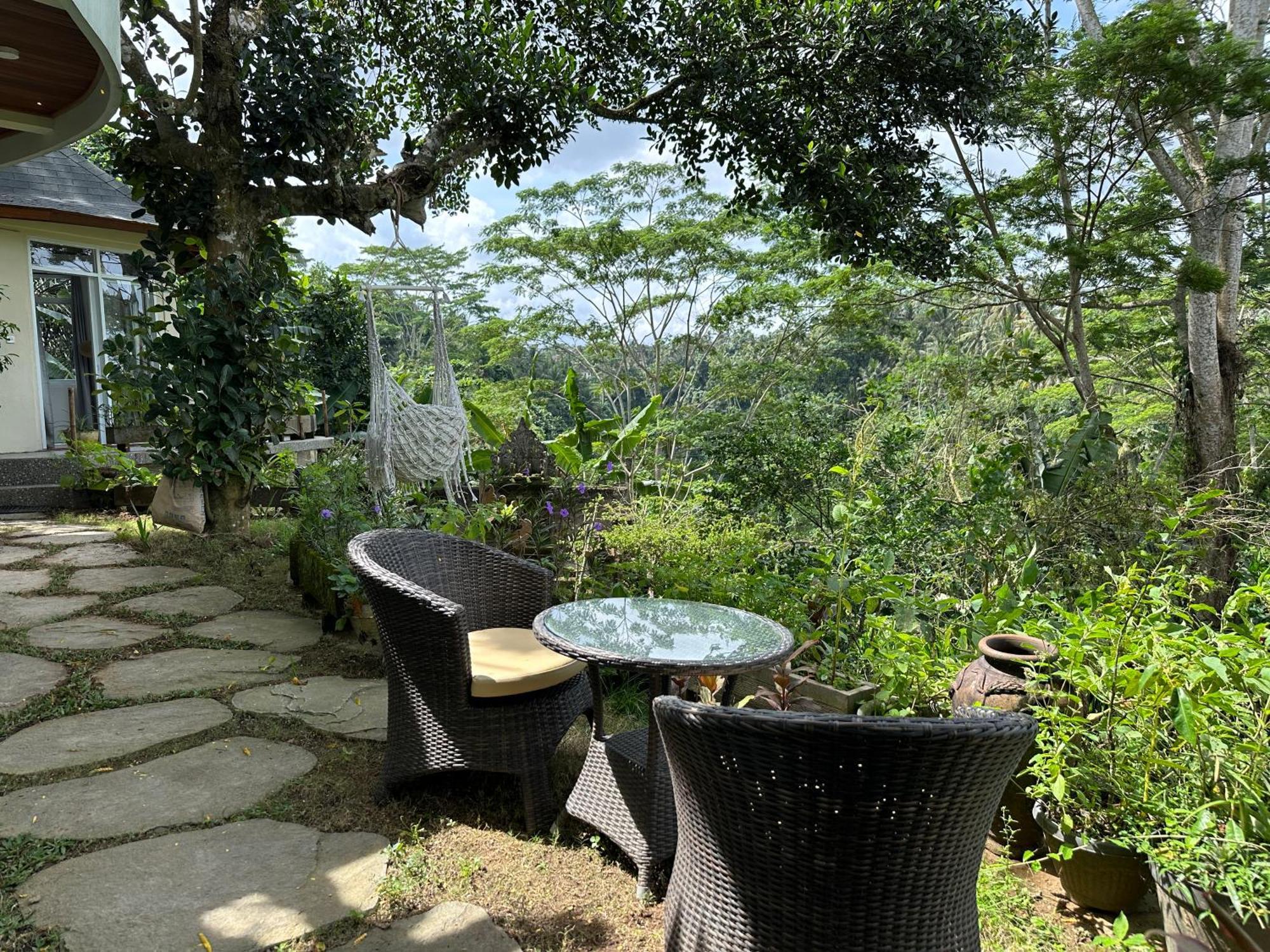 Tirta Asri Ubud Villa Exterior foto
